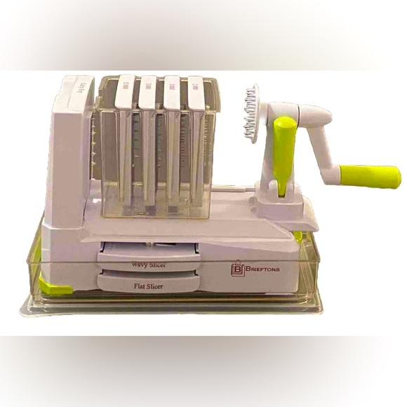 Brieftons 7-Blade Vegetable Spiralizer - White/Green
